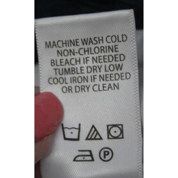 Lilly Pulitzer Size 2 The Chipper Shorts 10” Floral Pockets 100% Cotton - Picture 6 of 6